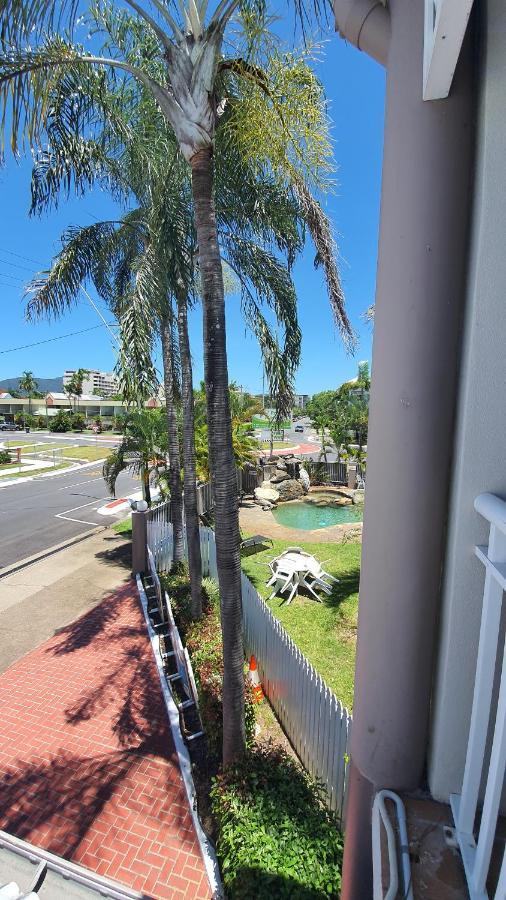 Reef Palms Motel Cairns Eksteriør bilde